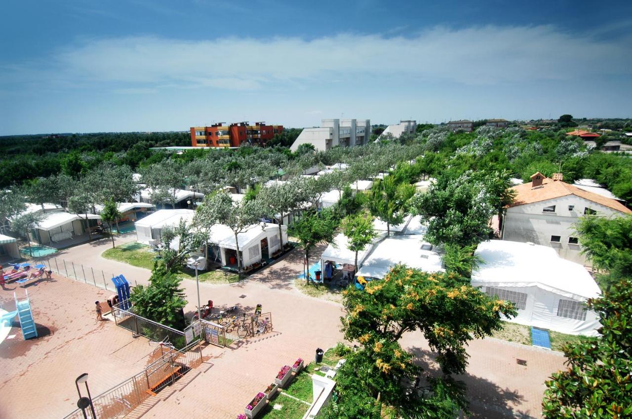 Camping Internazionale - Sottomarina Di Chioggia Bagian luar foto